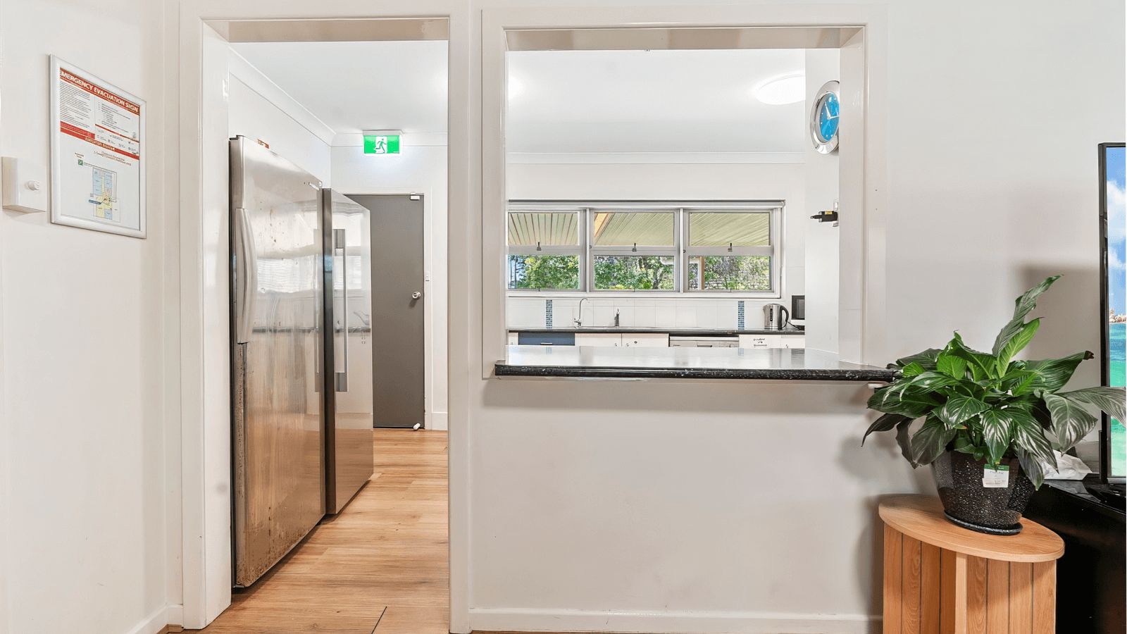 nambour dax40158p-03-l