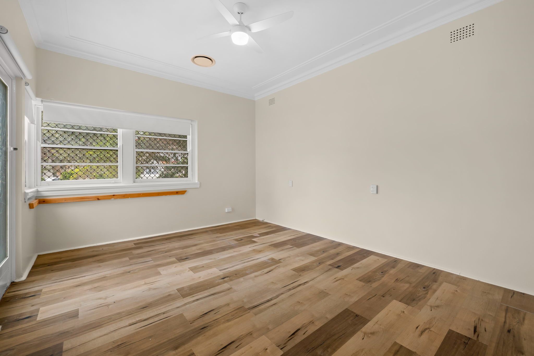 3 web-or-mls-7-trickett-rd