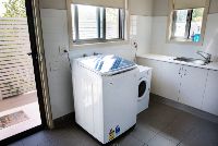 SIL009 Lurnea LR-Laundry-4795