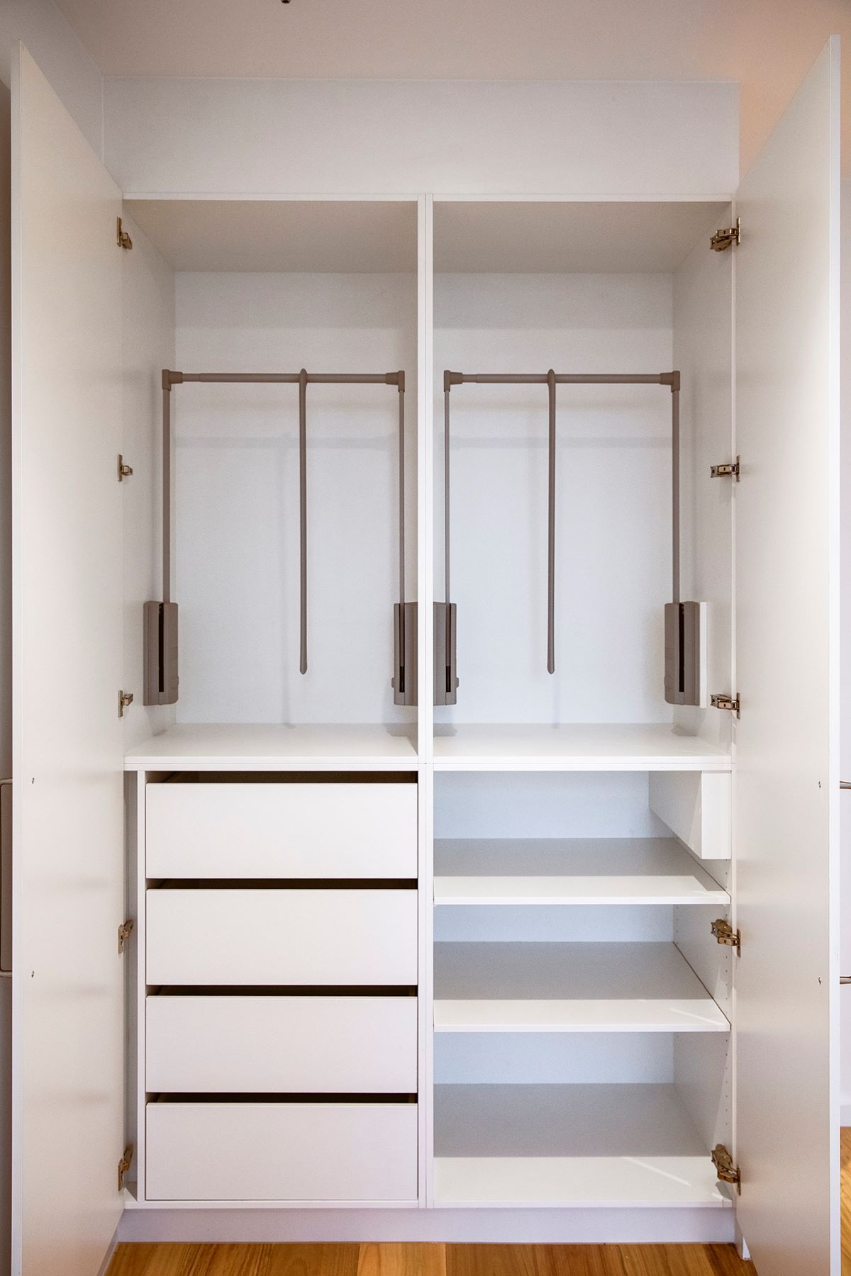 RBeaumaris built in robe