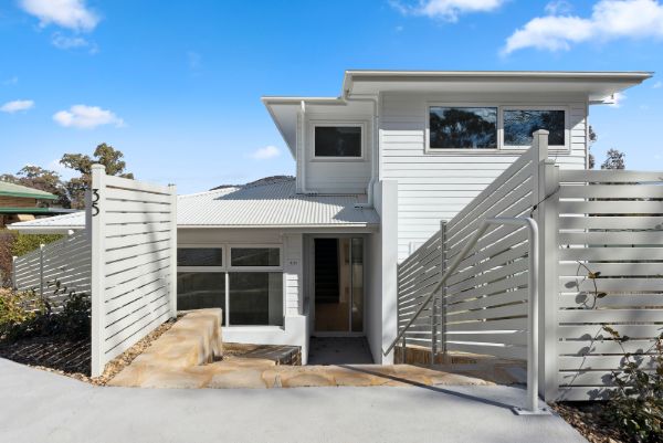 020 Open2view_ID959605-1_35_Ainsworth_Street__Mawson