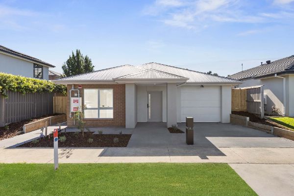 Bankside   Facade 2 LR No Logo