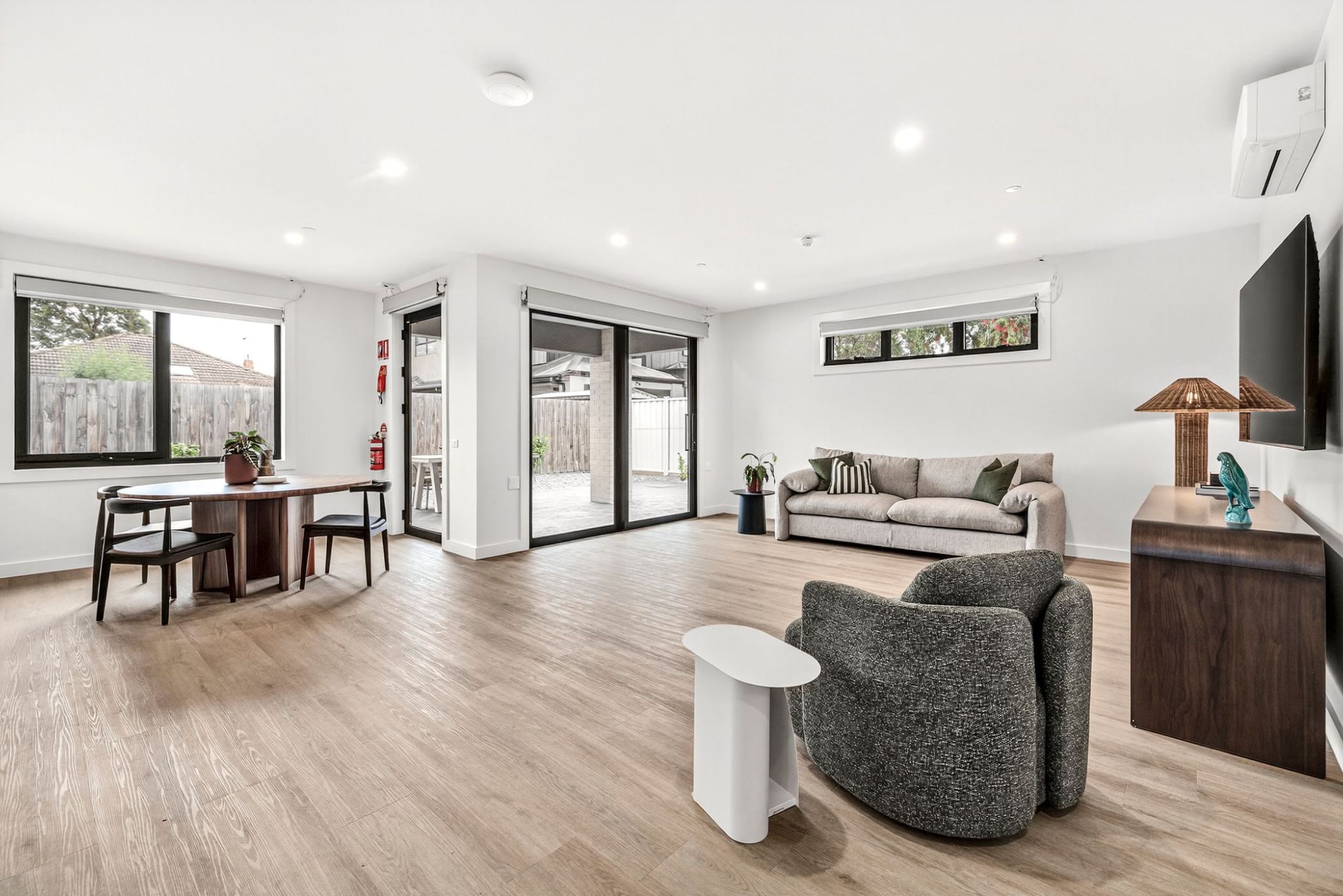 web 1762861157343_bwrm-001