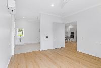 4   Swan St 6 - U2 - Bed 1