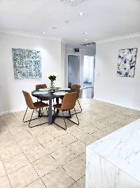 1 3 Eschol Park_inside_023