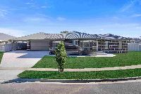 38 Mustang Close  4)