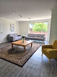 1 3 Eschol Park_inside_007