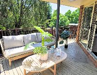 1 3 Eschol Park_inside_003