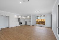 002 Open2view_ID903335-40_Cypress_Cct_Fernvale