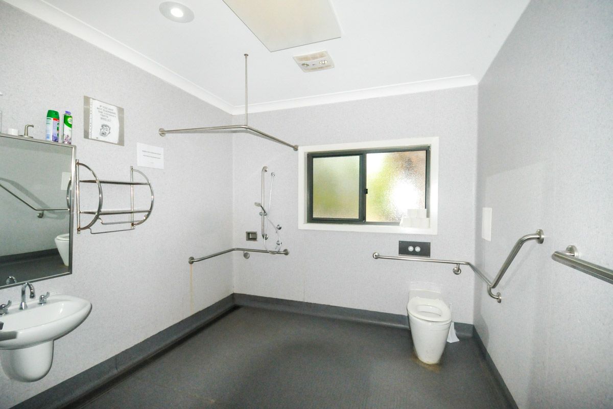 Bathroom  Web1200x800