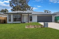 001 Open2view_ID903335-40_Cypress_Cct_Fernvale