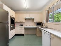 Narraweena  (11193)_Kitchen