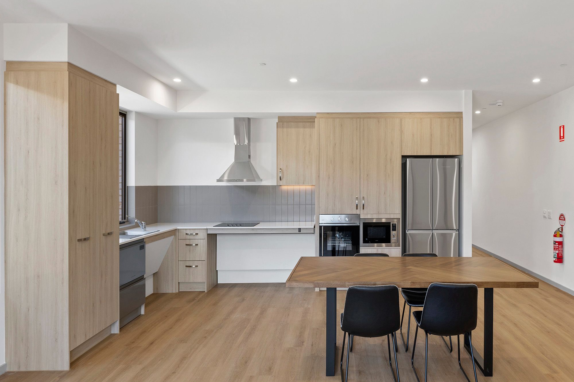 Kitchen Dining 1 LR No Logo