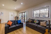 Ryde 0335 common living area