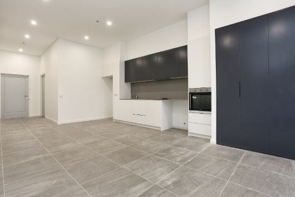 LowRes 0000_2, 29 78 queen st Auburn2314165_123EOS5D_840