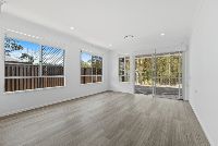 012 Open2view_ID839957-57_Dysart_Drive