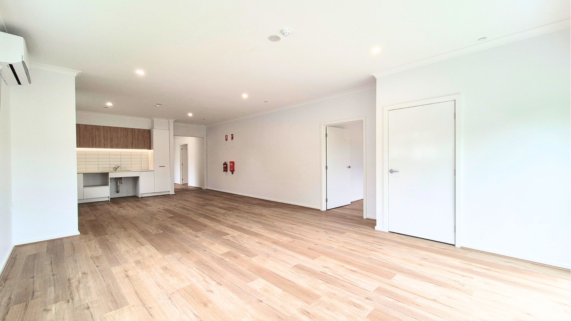 Trood Living Dining 1 3