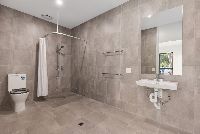 Cranbourne   Ensuite 1 LR No Logo