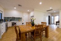 Ryde 0335 common dining