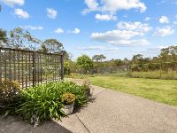 Supported Independent Living Beacon Hill 1 (11196) image 17_Backyard 5