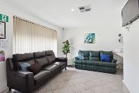 WEB 43 Burnside Way  Waikiki 02