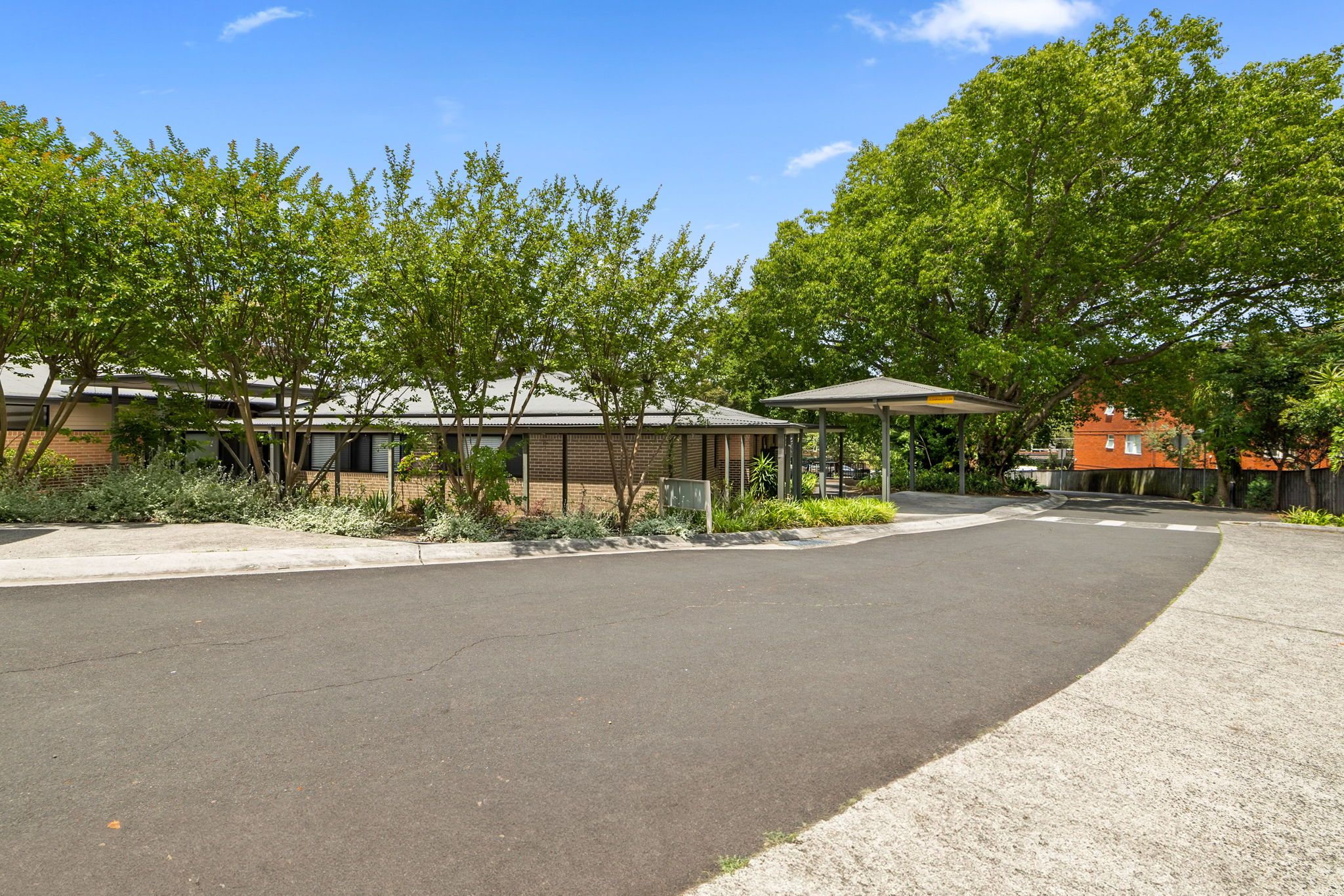 6 Summer Hill, GH A_Low Res_Driveway