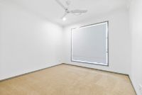 PROFESSIONAL PHOTO   LOW RES 5