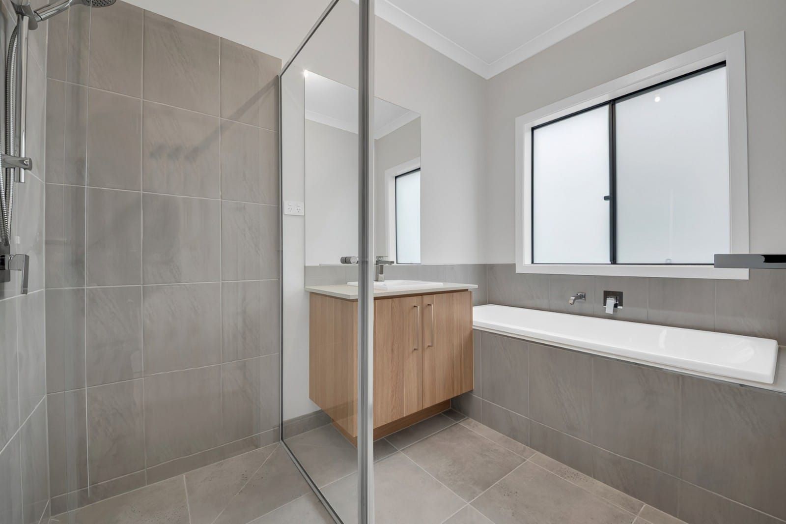 10  Central Bathroom