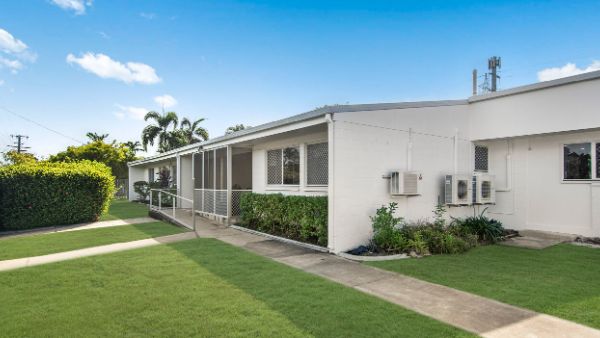 kirwan DAX40328P-accommodation_header