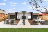 Elizabeth   Facade Both 2 LR No Logo