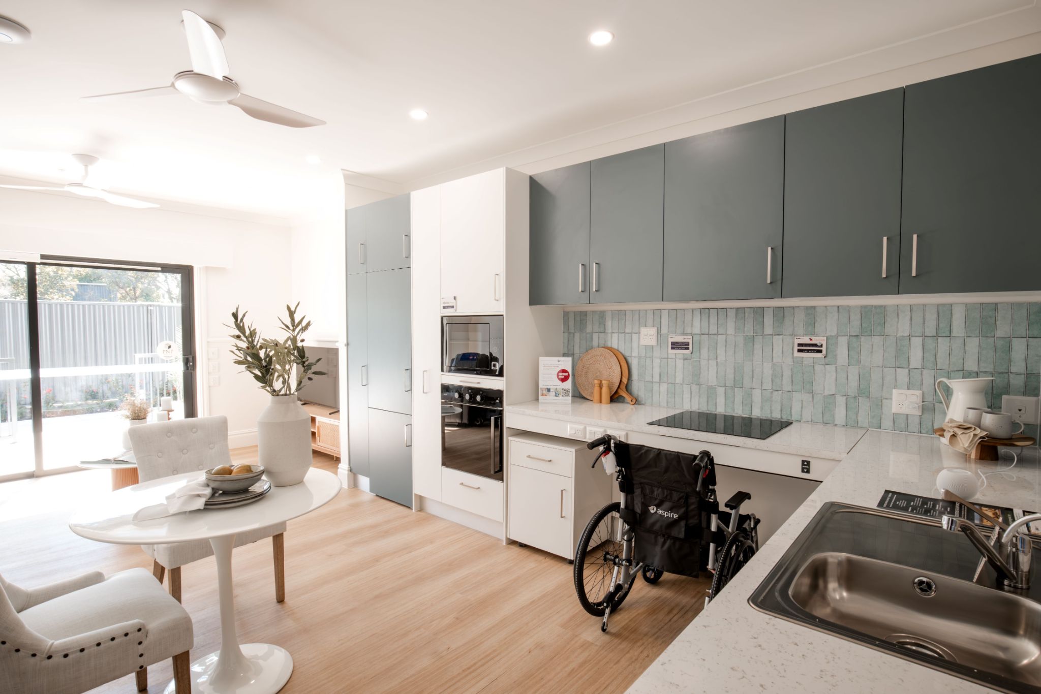 lowres pnp interior-1