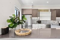 Waratah   Kitchen 8 LR No Logo