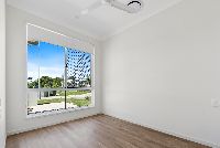 007 Open2view_ID985659-17_Curlew_Street