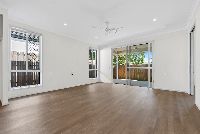 011 Open2view_ID985659-17_Curlew_Street