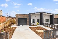 Elizabeth   Facade Both 6 LR No Logo