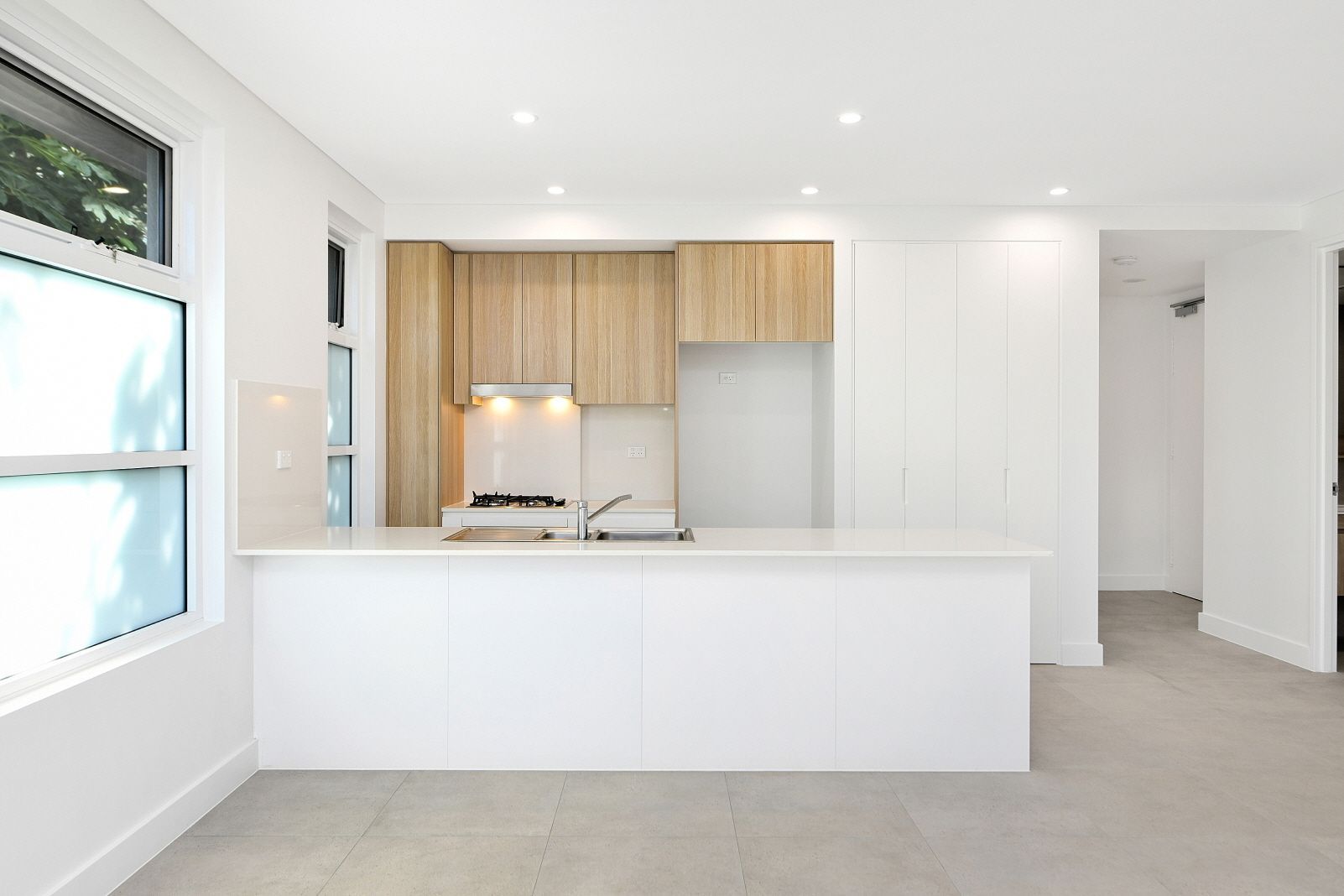 0b2efbcb d49d-42c6-ba09-be7533cd63bd-lg--WEB-101-6-