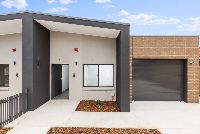 Elizabeth   Front Porch 2 LR No Logo