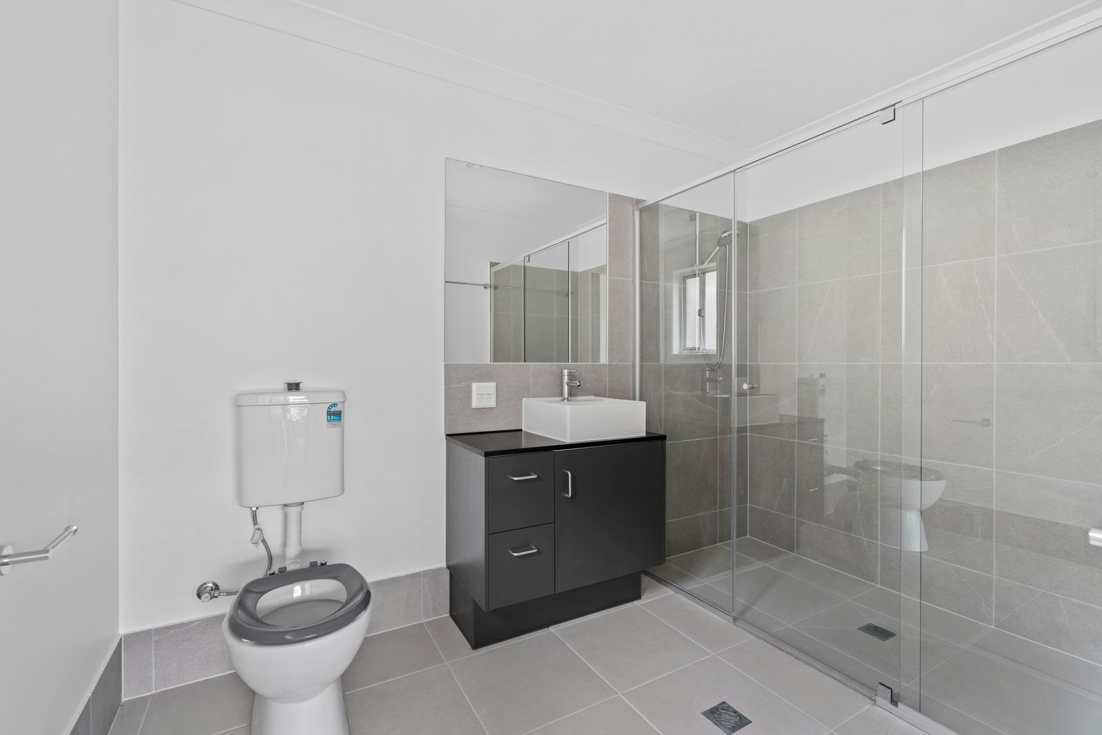 069 Open2view_ID978395-15_Blackwood_Street