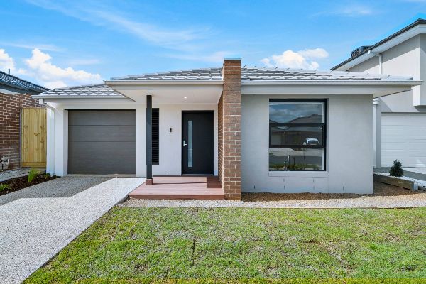 006 Open2view_ID779470-18_Avaward_St