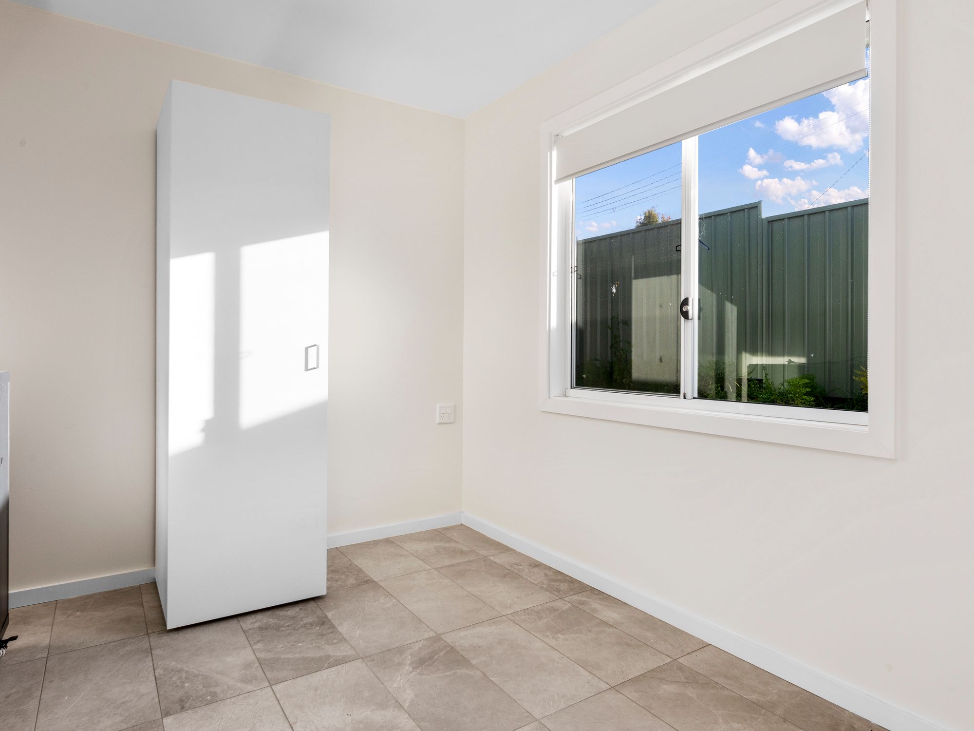 013 Open2view_ID892340-70_Doncaster_Avenue