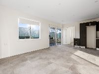 015 Open2view_ID892340-70_Doncaster_Avenue