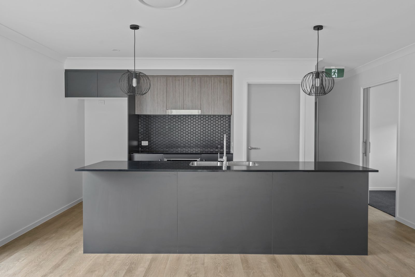 075 Open2view_ID978395-15_Blackwood_Street