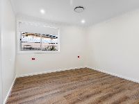 008 Open2view_ID892340-70_Doncaster_Avenue