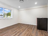 009 Open2view_ID892340-70_Doncaster_Avenue