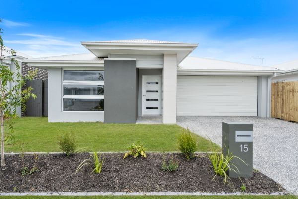 067 Open2view_ID978395-15_Blackwood_Street