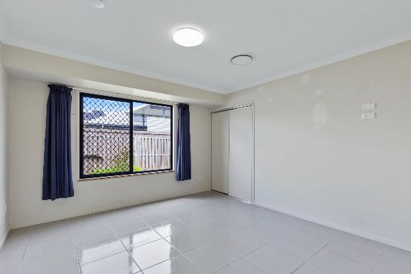 Bedroom Gerygone Court