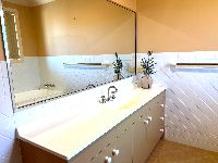 A21A4CBE 96F7-44C4-9763-A404DEBD7169