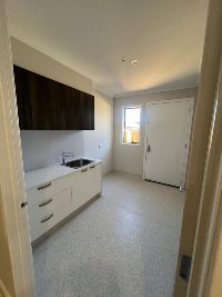 fx6uiiazup3uj8yiaimh