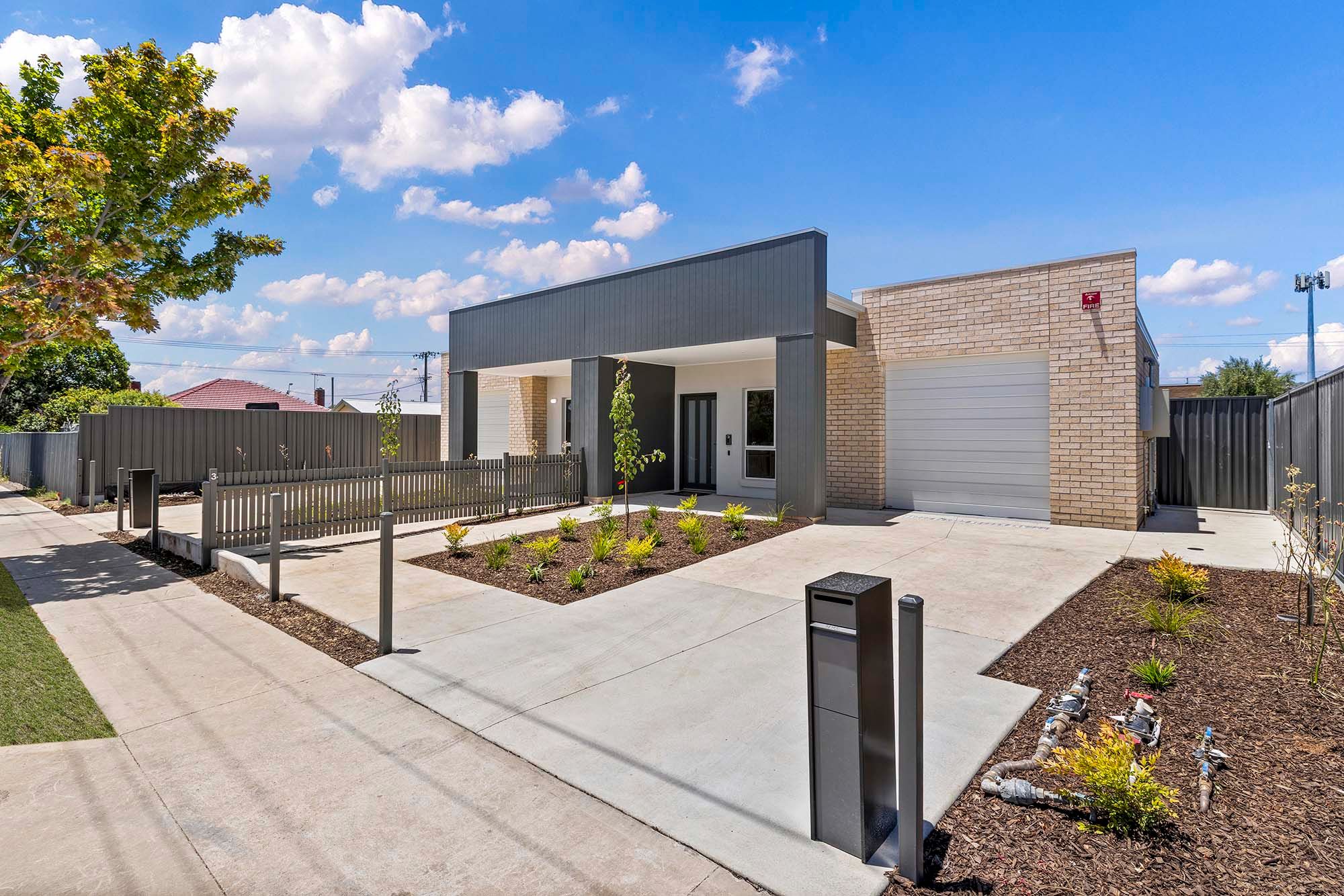 Facade Right 2 LR No Logo