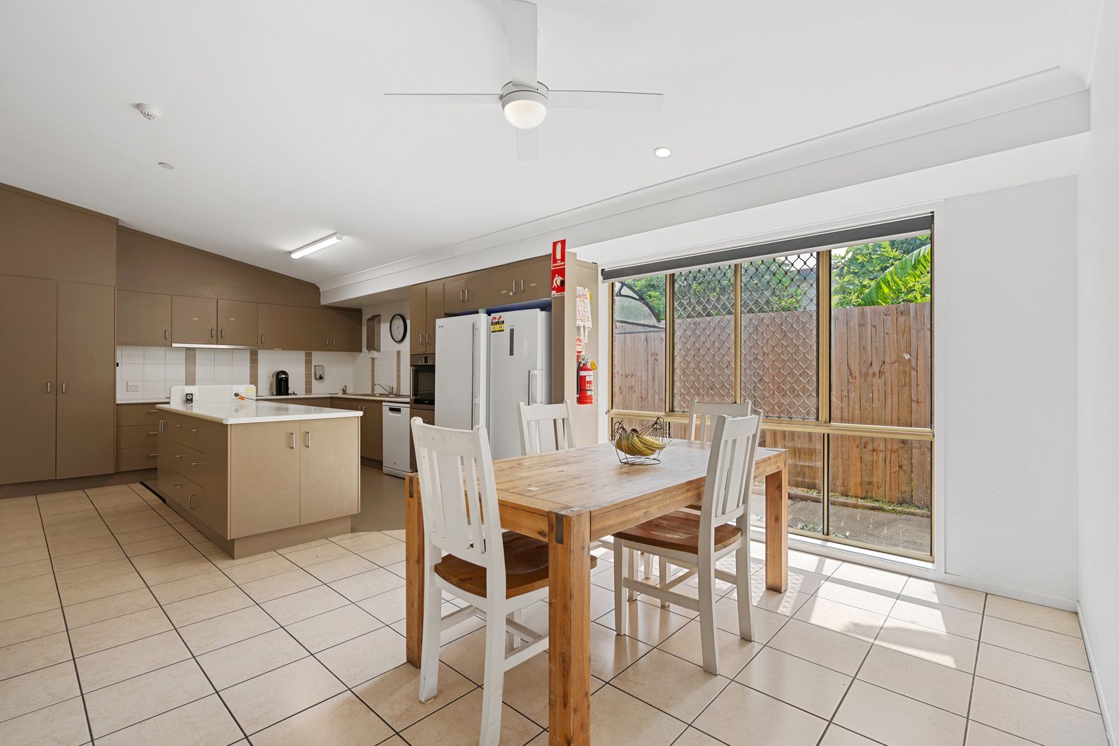 007 Open2view_ID986441-66_Martindale_Street__Corinda